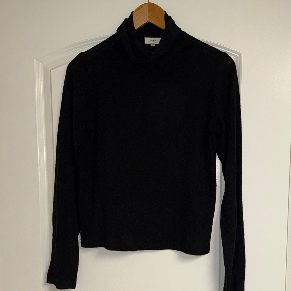 Ozma Marianne Turtleneck- M